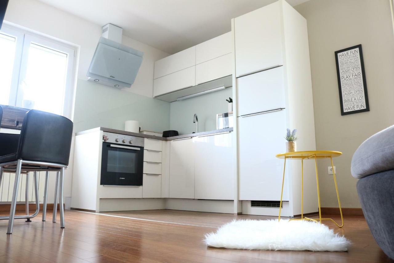 טרוגיר Apartments Ela מראה חיצוני תמונה
